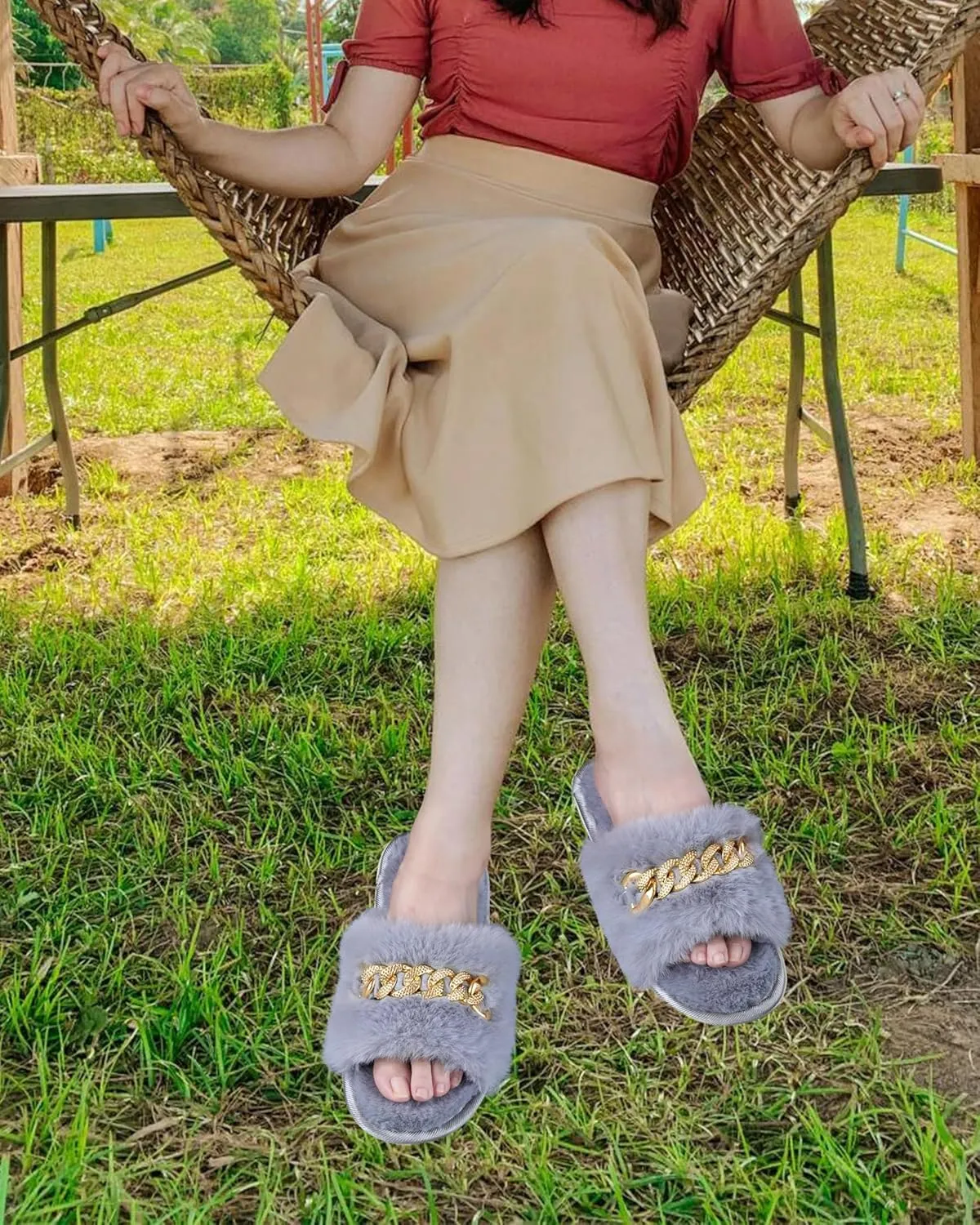 Cozy Fuzzy Fluffy Slippers - Memory Foam Indoor & Outdoor, Perfect Gifts for Women