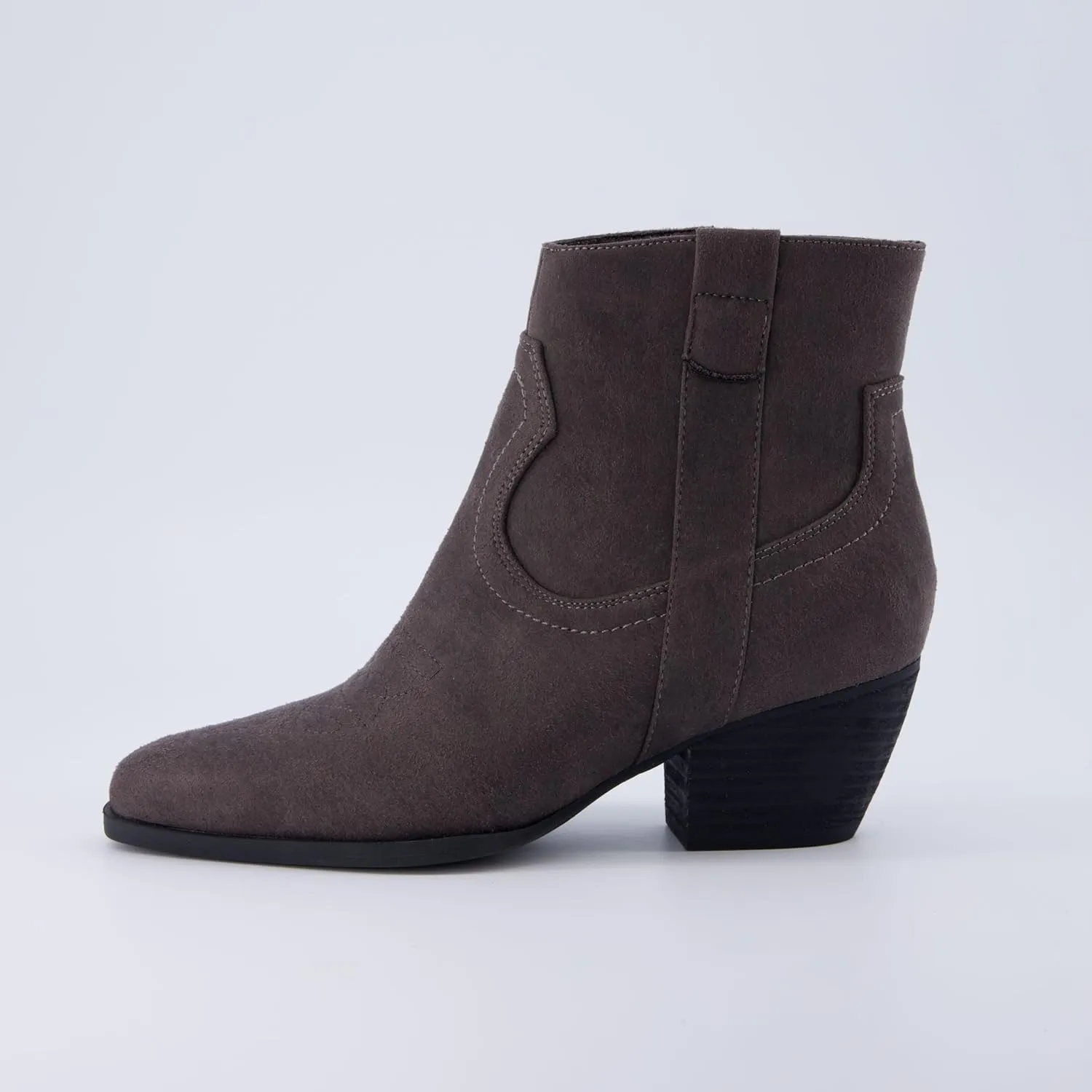 CUSHIONAIRE Women's Outlaw Western boot  Memory Foam, Wide Widths Available
