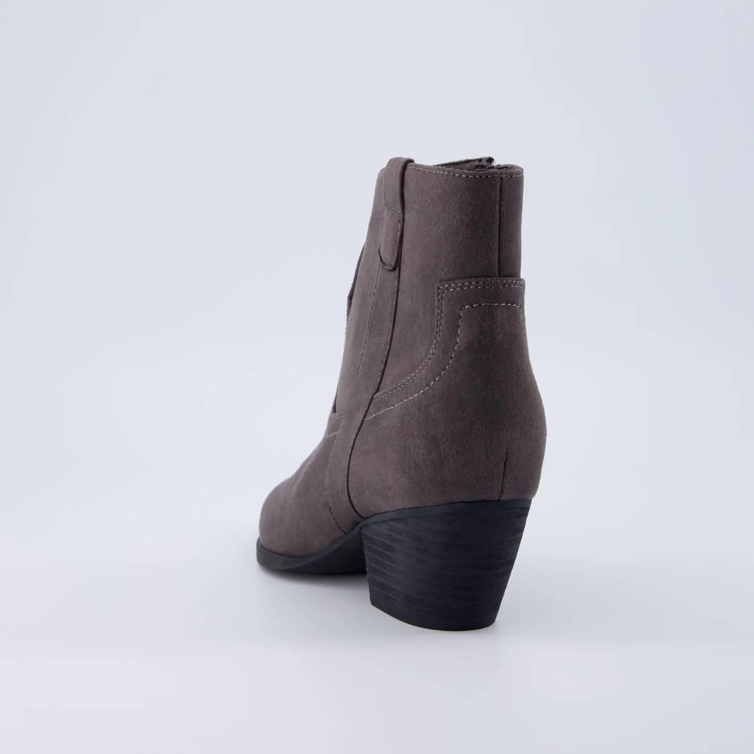 CUSHIONAIRE Women's Outlaw Western boot  Memory Foam, Wide Widths Available