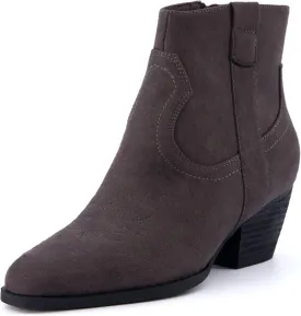 CUSHIONAIRE Women's Outlaw Western boot  Memory Foam, Wide Widths Available