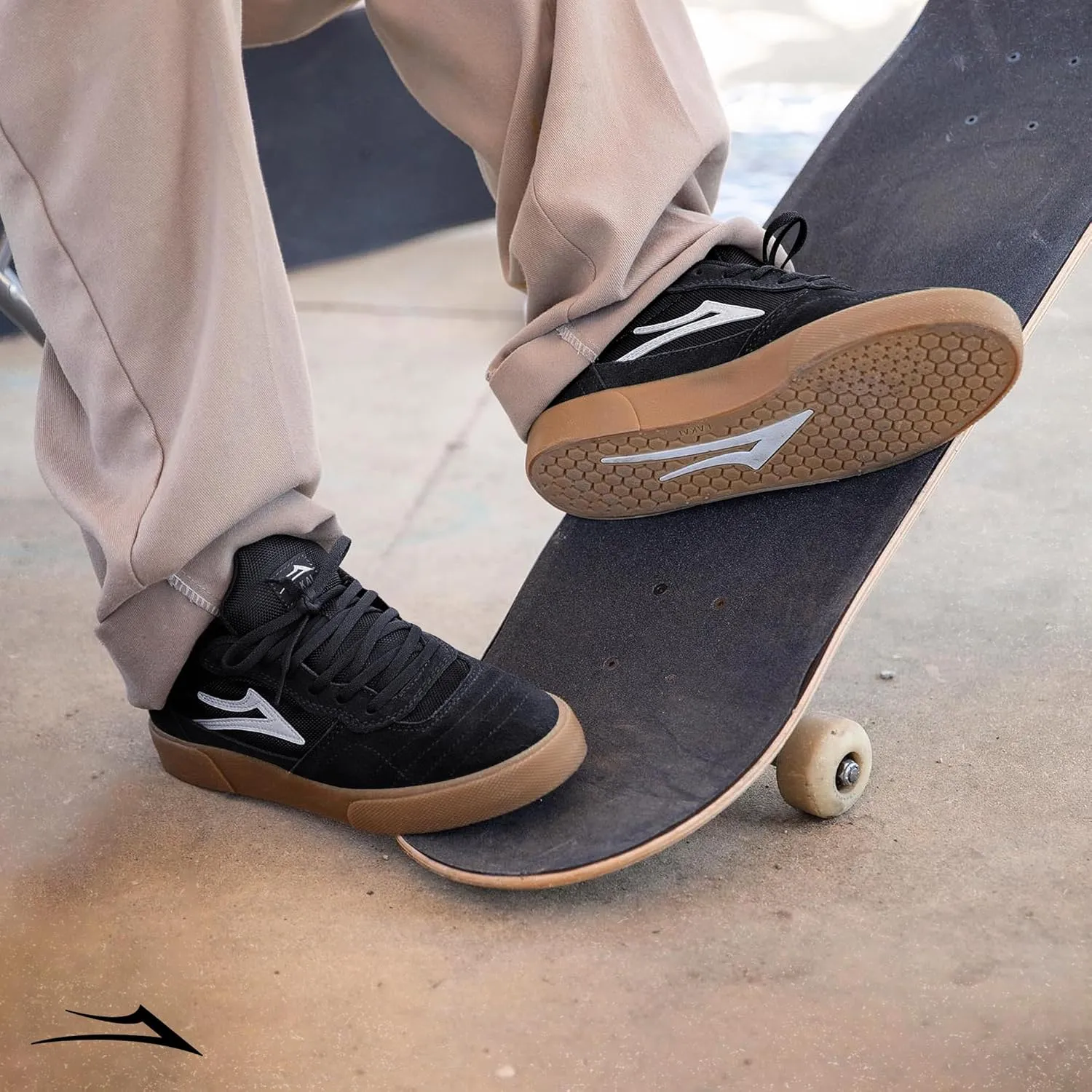 Lakai Mens Cambridge Low-Top Skateboarding Shoe