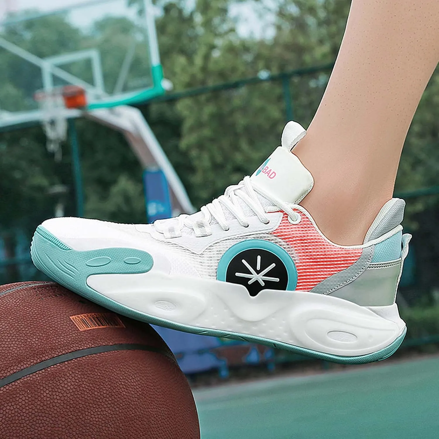 Neutral Basketball Shoes Fashion Sneakers Slip Resistant Breathable Sports Running Shoes Street or Court Sports Basketball Shoes Outdoor Casual Walking Fitness Tennis Training Shoes